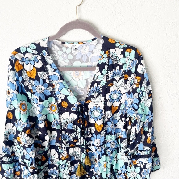 Crown & Ivy Top Women's Large Hippie Floral Tassel Boho Groovy NWT - Picture 2 of 7